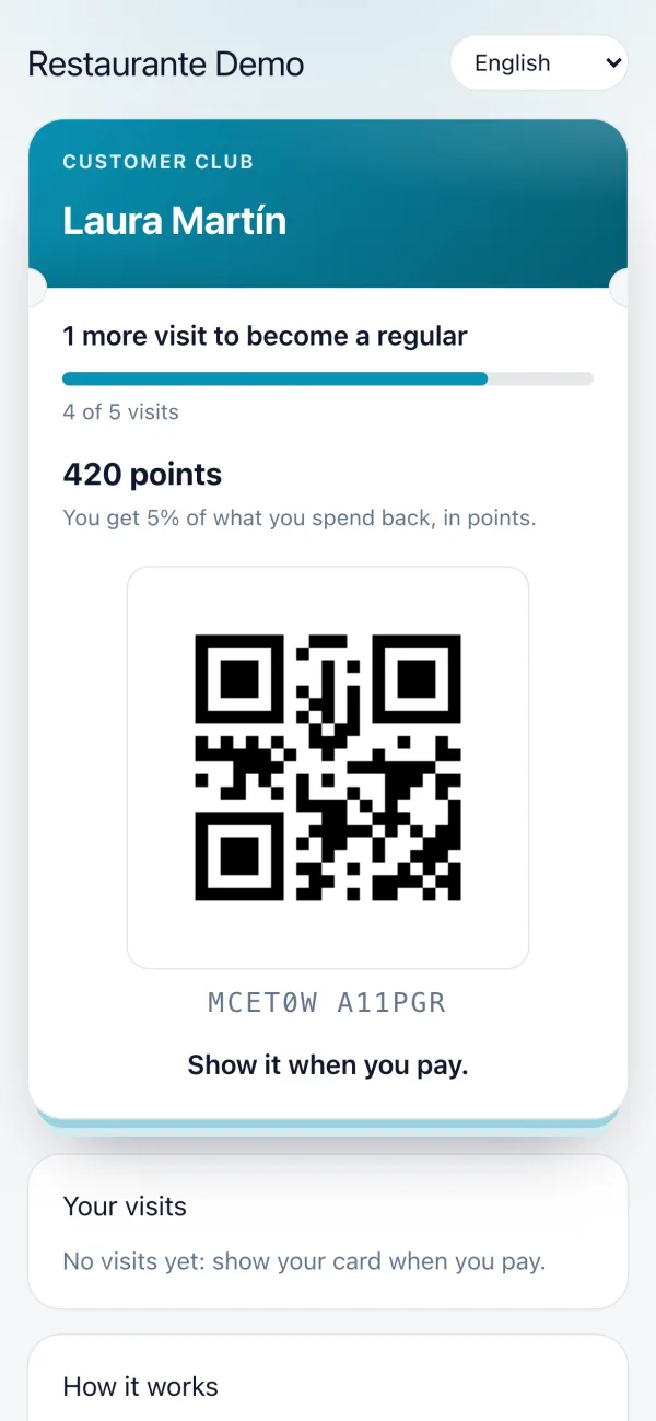 The club card on a phone, in the guest's language: Laura Martín, 1 visit away from being a regular, with 420 points, her QR and her code to show when she pays.